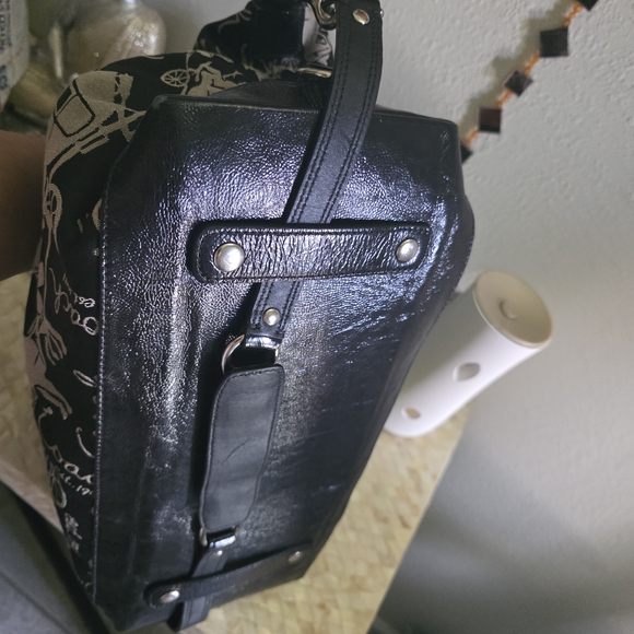 COACH F15653 ASHLEY CARRIAGE Black and White Leather Satchel Bag - Picture 4 of 5